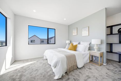 Photo of property in 12 Ocean Breeze Avenue, Hobsonville, Auckland, 0616