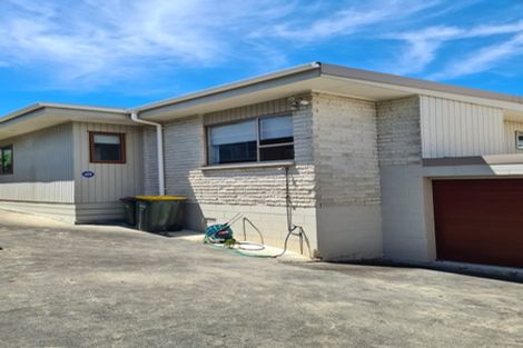 Photo of property in 1/5 Gulf View Road, Murrays Bay, Auckland, 0630