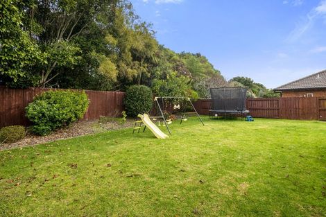 Photo of property in 33 Seabreeze Place, Papamoa Beach, Papamoa, 3118