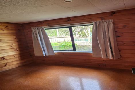 Photo of property in 10b Cedar Terrace, Stanmore Bay, Whangaparaoa, 0932