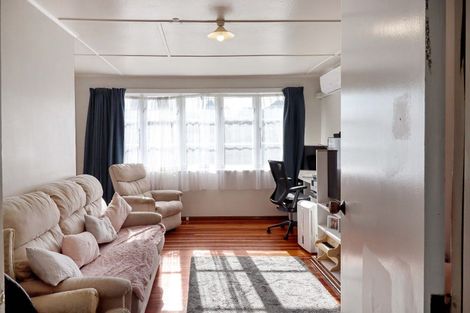 Photo of property in 15 Fisk Street, Naenae, Lower Hutt, 5011