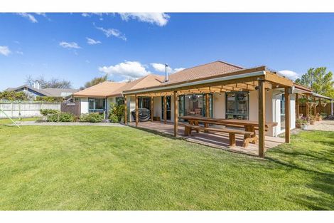 Photo of property in 20 Milesbrook Close, Rangiora, 7400