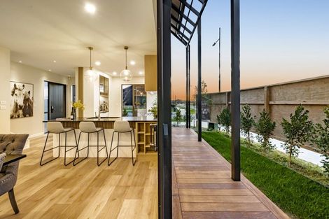 Photo of property in 1 Dorset Down Drive, Karaka, 2580