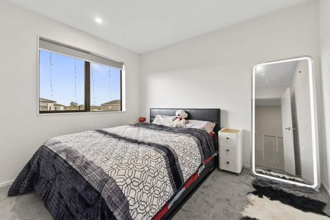 Photo of property in 25 Woven Place, Karaka, Papakura, 2113