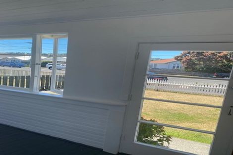 Photo of property in 47 Kauri Street, Miramar, Wellington, 6022