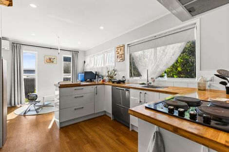 Photo of property in 12a Barnett Place, Pirimai, Napier, 4112