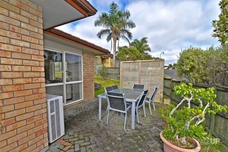 Photo of property in 33 Rush Creek Drive, Westgate, Auckland, 0614