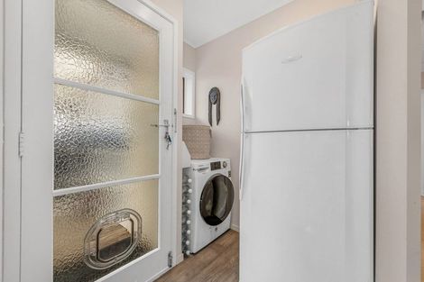 Photo of property in 1/9 Tina Place, Sunnyhills, Auckland, 2010