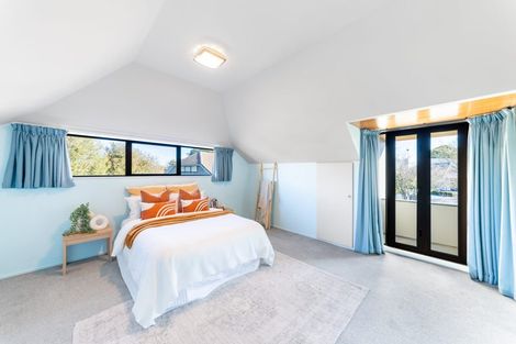 Photo of property in 17 Swanleigh Place, Ilam, Christchurch, 8041
