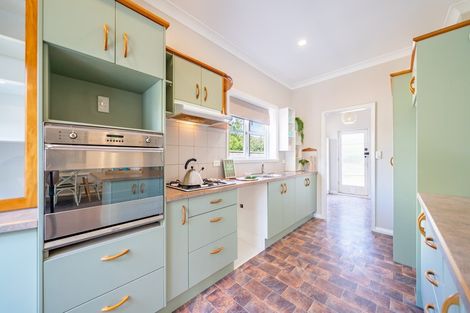 Photo of property in 14 Malone Road, Waterloo, Lower Hutt, 5011