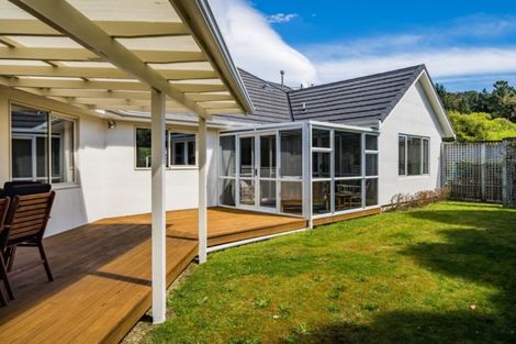 Photo of property in 3 Mariners Way, Whitby, Porirua, 5024