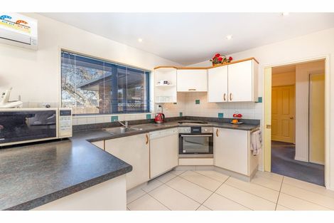 Photo of property in 86a Mackworth Street, Woolston, Christchurch, 8062