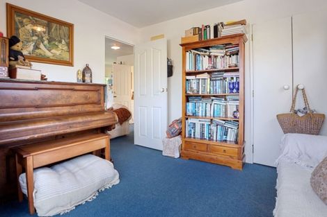 Photo of property in 9 Meadow Drive, Whitianga, 3510