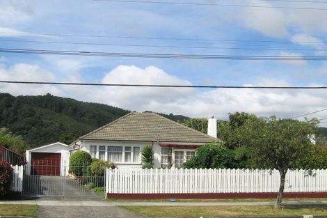 Photo of property in 39 Miro Street, Trentham, Upper Hutt, 5018
