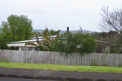 Photo of property in 33 Makiri Street, Helensville, 0800