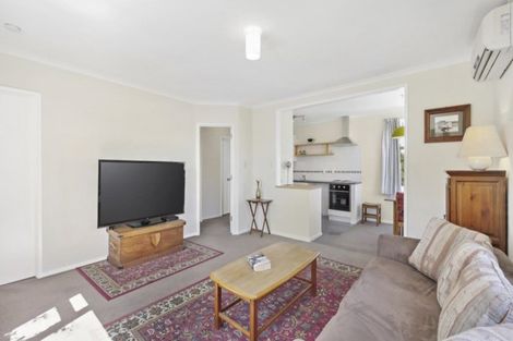Photo of property in 1 Halkett Street, Darfield, 7510