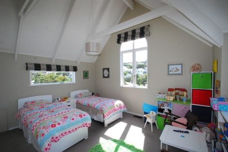 Photo of property in 41 Farm Road, Northland, Wellington, 6012