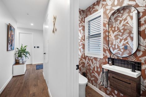 Photo of property in 2a Roland Road, Greenhithe, Auckland, 0632