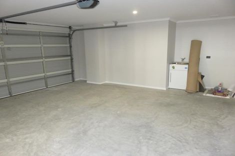 Photo of property in 102 Melksham Drive, Churton Park, Wellington, 6037