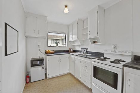 Photo of property in 51f1- Henry Street, Ebdentown, Upper Hutt, 5018