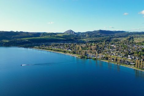 Photo of property in 11 Keitha Place, Kinloch, Taupo, 3377