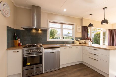 Photo of property in 41 Guy Street, Dannevirke, 4930