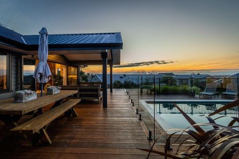 Photo of property in 68 Breadalbane Avenue, Havelock North, 4130