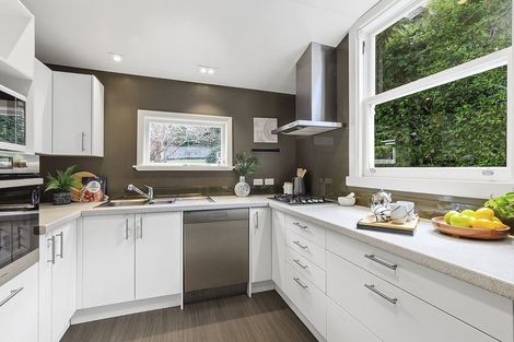 Photo of property in 29 Charlotte Avenue, Brooklyn, Wellington, 6021