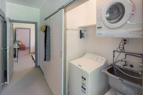 Photo of property in 12f3 Norna Crescent, Kelburn, Wellington, 6012