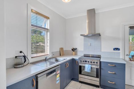 Photo of property in 13 Ross Street, Marton, 4710