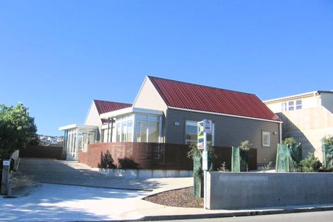 Photo of property in 20b Bassett Road, Johnsonville, Wellington, 6037