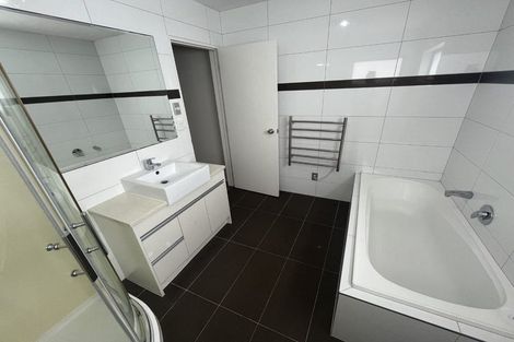 Photo of property in 65 Kirikiri Drive, Papakura, 2110