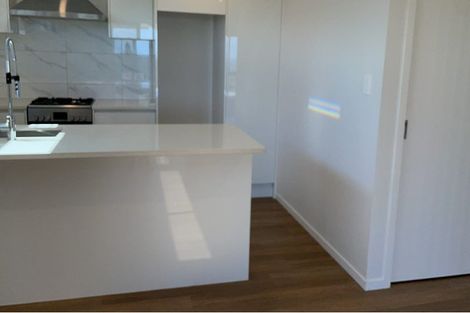 Photo of property in 135a Portsmouth Road, Bombay, 2675