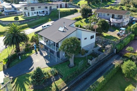 Photo of property in 77 Town Point Road, Maketu, 3189