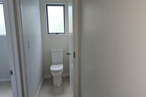 Photo of property in 283a Don Buck Road, Massey, Auckland, 0614