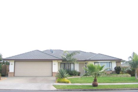 Photo of property in 21 Delmont Close, East Tamaki Heights, Auckland, 2016