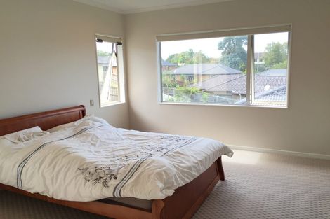Photo of property in 10 Travis View Drive, Fairview Heights, Auckland, 0632