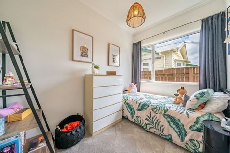 Photo of property in 16 Liverpool Street, Trentham, Upper Hutt, 5018