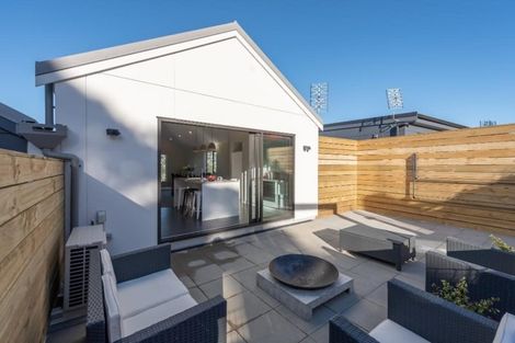 Photo of property in 16/104u Maupuia Road, Maupuia, Wellington, 6022