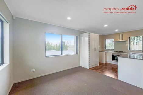 Photo of property in 25 Lilburn Crescent, Massey, Auckland, 0614