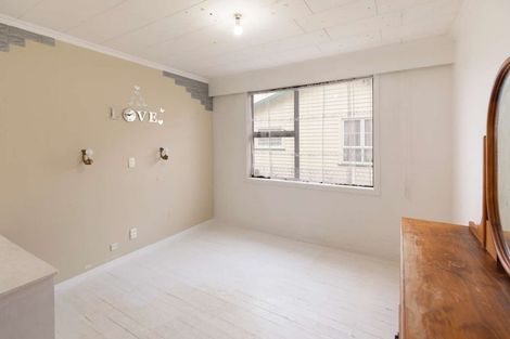 Photo of property in 256 Tremaine Avenue, Highbury, Palmerston North, 4412