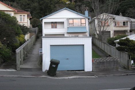 Photo of property in 32a Rodrigo Road, Kilbirnie, Wellington, 6022