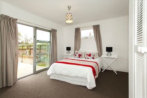 Photo of property in 17 Pandora Place, Pakuranga, Auckland, 2010