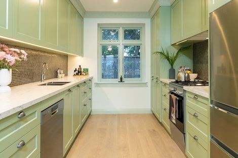 Photo of property in Hamilton Flats, 9u1 Hawker Street, Mount Victoria, Wellington, 6011