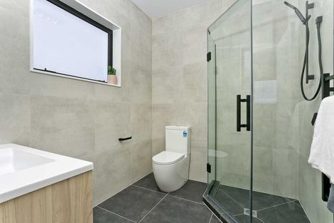 Photo of property in 18 Surf View Crescent, Red Beach, 0932