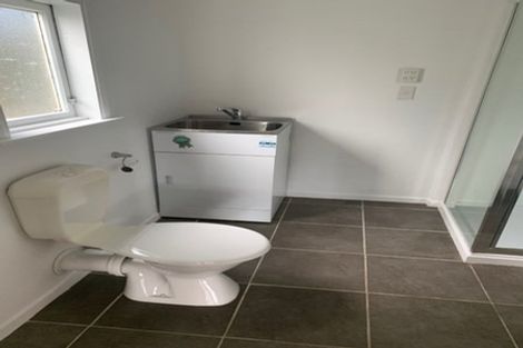 Photo of property in 16a Holiday Road, Stanmore Bay, Whangaparaoa, 0932