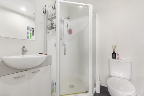 Photo of property in 501/17 Osterley Way, Manukau, Auckland, 2104