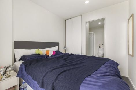 Photo of property in 501/17 Osterley Way, Manukau, Auckland, 2104