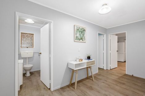 Photo of property in 8 Rydal Place, Southgate, Wellington, 6023