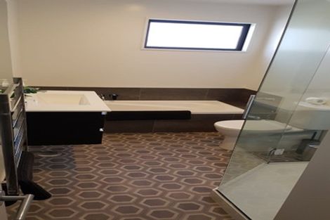 Photo of property in 1/176 Edgeware Road, Edgeware, Christchurch, 8013